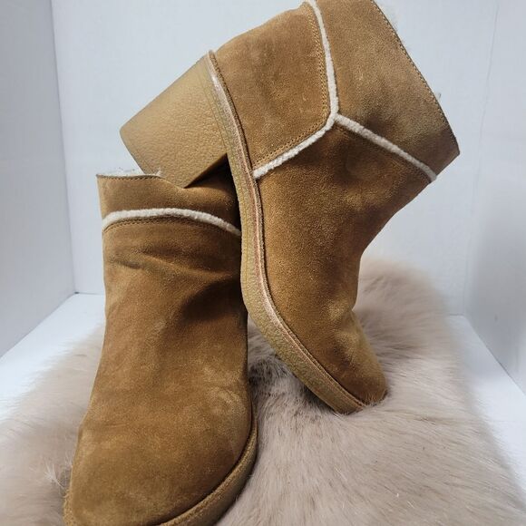 Ugg Australia Women's Kasen II Boots Size 9.5 - Picture 8 of 13